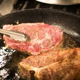 生産者や肉質にこだわった肉を全国各地から仕入れ。