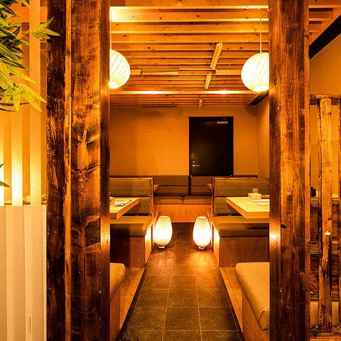 炙り肉寿司 焼き鳥食べ放題 個室居酒屋 黒帯 新宿東口店 新宿 居酒屋 ぐるなび