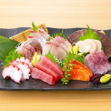 全国銘酒 酒処 呑兵衛 とうきょうスカイツリー駅前店_大漁盛り<八種>