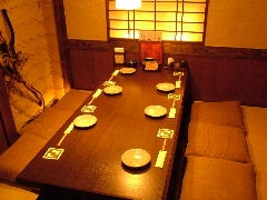 ６名様用掘りごたつ式個室 接待やご家族でのご利用に◎
