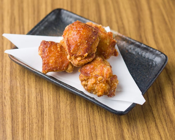 肉汁爆発餃子 名物唐揚げ まるちゃん 尼崎店 尼崎 居酒屋 ぐるなび