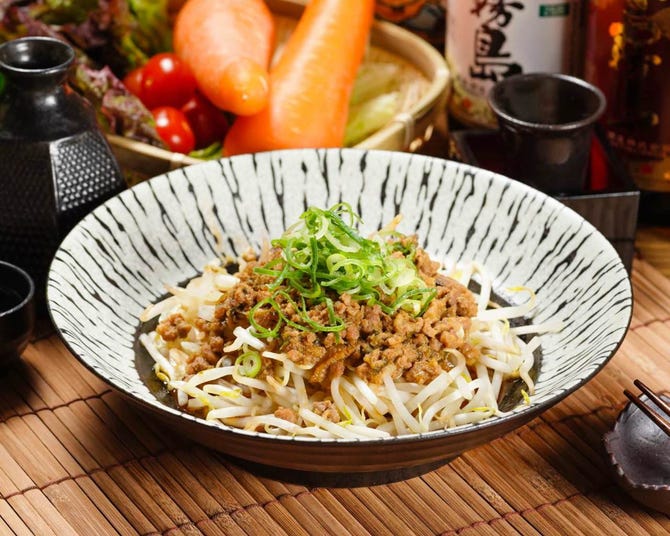 肉汁爆発餃子 名物唐揚げ まるちゃん 尼崎店 尼崎 居酒屋 ぐるなび