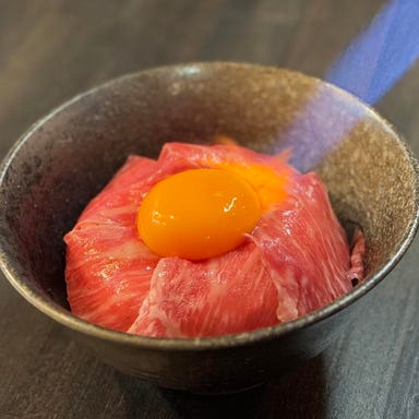 和牛一頭買 焼肉 小川精肉店_肉屋の炙りTKG極