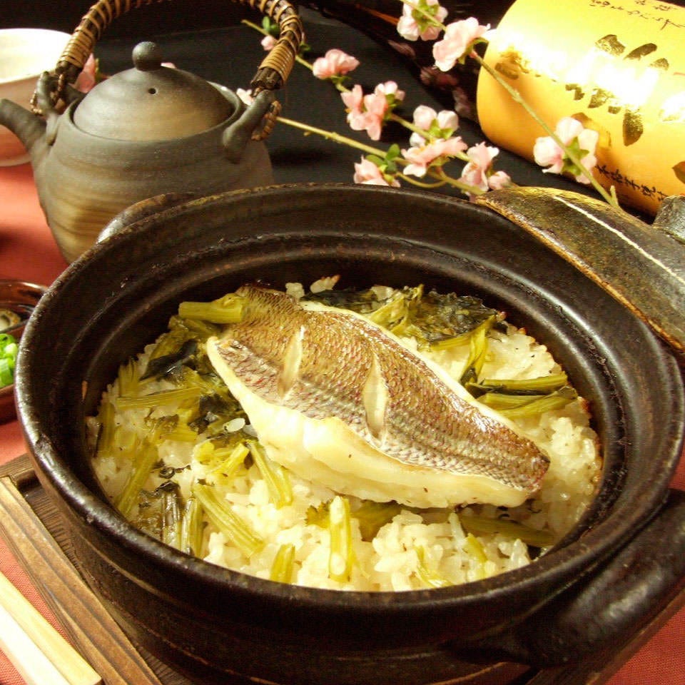 地鶏 名古屋コーチンの水炊き 名物鯛めし 贅沢堪能コース 料理のみ 全8品 の詳細 個室 俵家商店 マルコメ 栄店 栄周辺 居酒屋 ぐるなび
