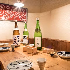 落ち着いた雰囲気でいただく料理の数々。 至福のひと時を。
