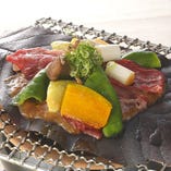 京野菜と牛肉の朴葉焼