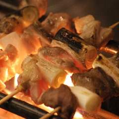 もち美豚_貸切宴会限定！ゆったり3時間プラン【自慢の串焼き食べ飲み放題コース！】