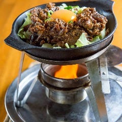 【自家製】牛すじの鉄板どて煮