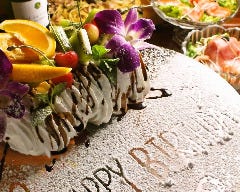お誕生日コースのケーキには、お好きなメッセージをお入れします