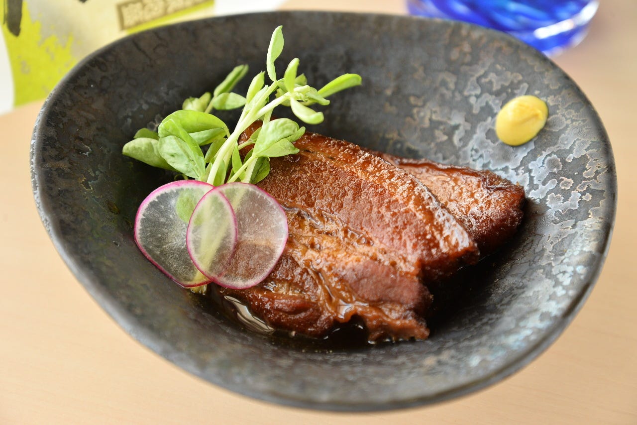 沖縄料理と金アグー豚のしゃぶしゃぶコース【全10品】の詳細｜しゃぶ邸 よろこび 北谷（恩納村・読谷・北谷/しゃぶしゃぶ） ぐるなび