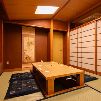兼久_趣ある完全個室空間