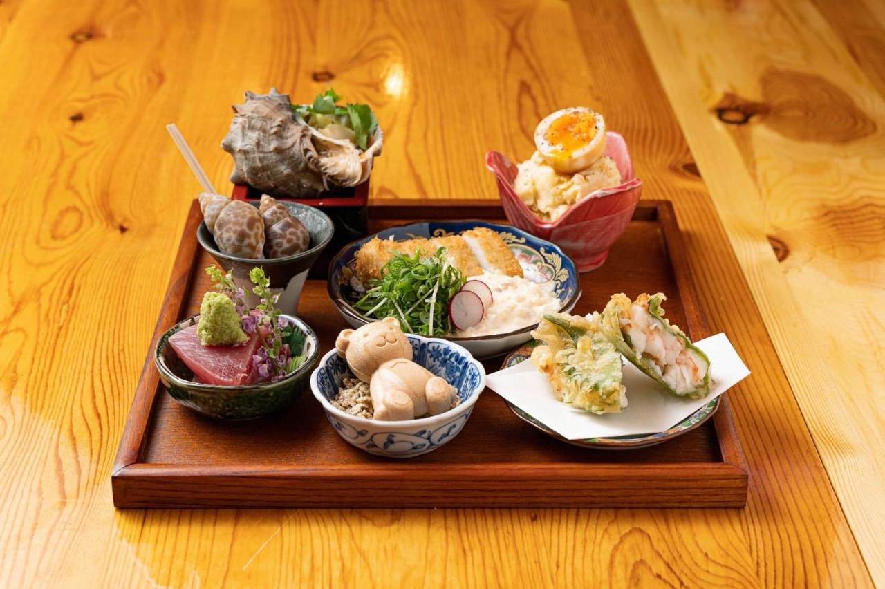 22年 最新グルメ 骨付鳥と鮮魚 シロクマ食堂 高松 レストラン カフェ 居酒屋のネット予約 香川版