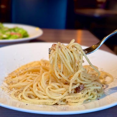 ワインラウンジ Cuvee ITOU(キュベイトウ)_【ランチ貸切】90分フリードリンク付き(アルコール含む)早春お食事会プラン 4500円