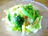 たっぷり野菜のグリーンサラダ