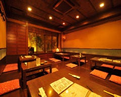 とり八 本店