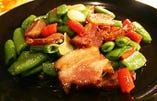 燻製豚肉と野菜炒め
