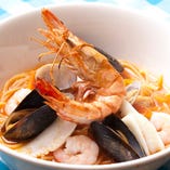 地中海風トマトスパゲティ～魚介と野菜のやさしい味わいのブイヤベースソース～