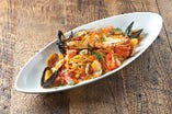 スパゲッティ　魚介のトマトソース”ペスカトーレ”