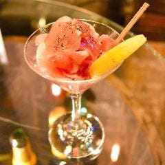 美味しいドリンクと相性抜群のフードメニューもあります！