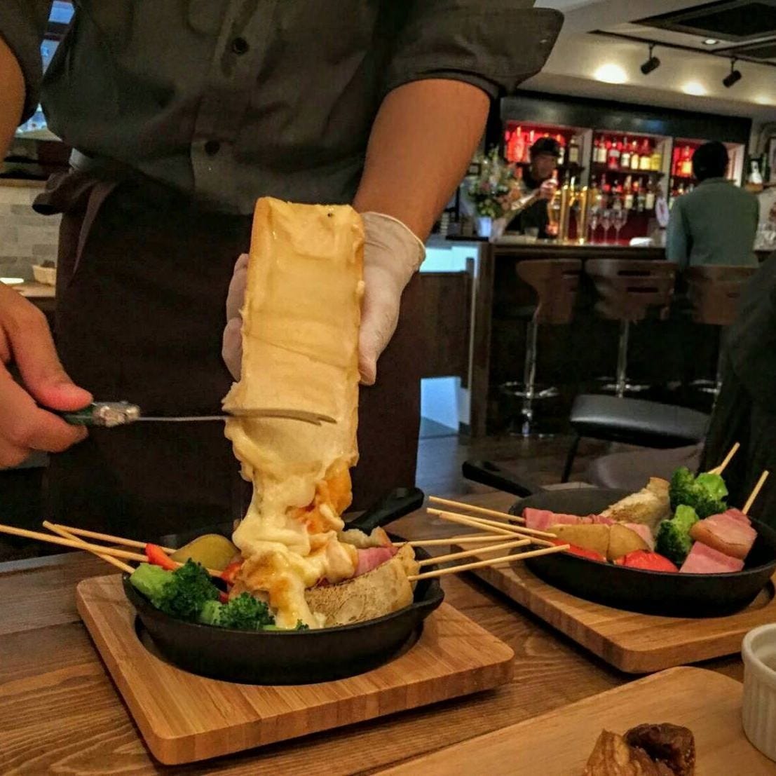 さくらダイニング 自慢の食材 花畑牧場の十勝ラクレットチーズ ぐるなび