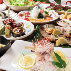 四季折々の旬の食材を使用した創作料理が楽しめる宴会コース