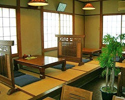 うな平>