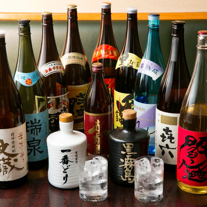 オリジナル日本酒をはじめ、地酒や焼酎など豊富にご用意！