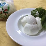 水牛乳のモッツァレラチーズ【イタリア】