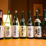 宮城・東北の日本酒を常時30種取り揃えております。