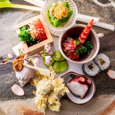 神楽坂 夢二_「 神楽コース 」 四季を紡ぐ全8品 8,800円(税込)