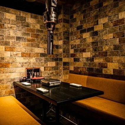 Grilled meat 玄 (グリルドミート ゲン)_ワインセラーの奥にある特別な個室