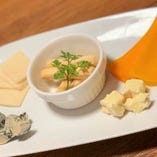 ヨーロッパチーズの４種盛り合わせ
