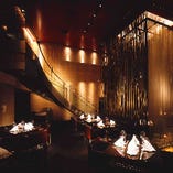 らせん階段が演出する空間は
Partyの演出にもぴったり☆