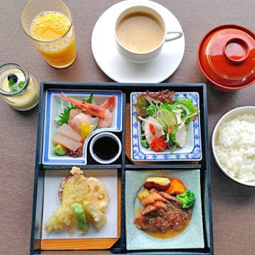 ランチならここ 石川県のバイキング ビュッフェ でおすすめしたい人気のお店 ぐるなび