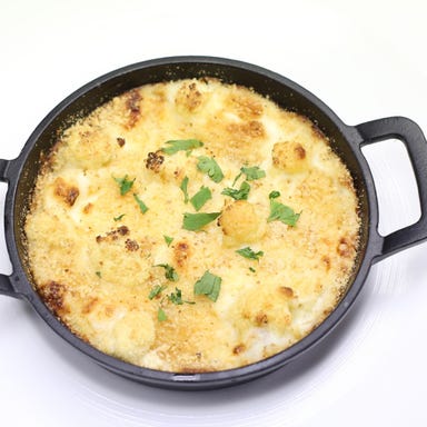 Trattoria Azzurri （トラットリア アズーリ）_自家製塩ダラのマンテカートとカリフラワーのグラティナート　