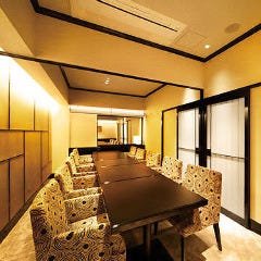 北新地 湯木 本店