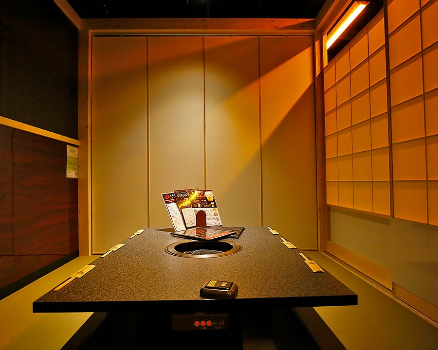 コリアン韓キッチン ゼン 道頓堀店のほりごたつ式個室席