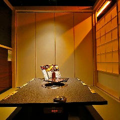 飲み放題でワイワイ楽しむなら、プライベート感満点の個室が◎