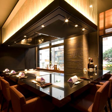 博多 みやちく_【完全個室】品格漂う大人の隠れ家。大切な接待や記念日に、周囲を気にせず至福の饗宴