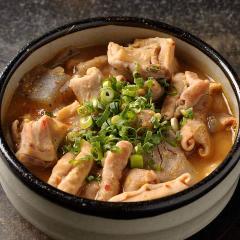 鍋屋ならではの味！ もつ煮こみ！