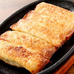 17.【吉祥名物】自家製鉄鍋餃子 吉祥 CHINESE DINING 銀座インズ_17.【吉祥名物】自家製鉄鍋餃子