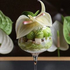 夜パフェ専門店 モモブクロ 