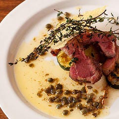 仔羊のロースト香草パン粉焼き