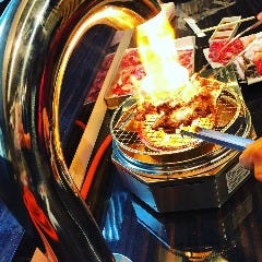 焼肉はんぶん
