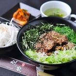 丼・石焼ご飯セット（漬物・サラダ・スープ付）