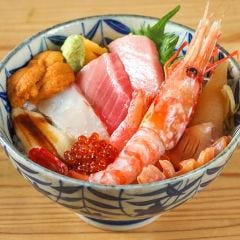 本日の海鮮丼