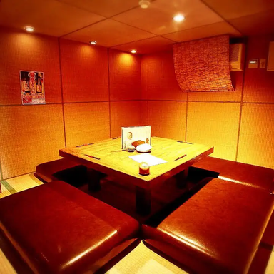 肉寿司・和牛しゃぶしゃぶ食べ放題 個室完備 もてなしや新潟店  店内の画像
