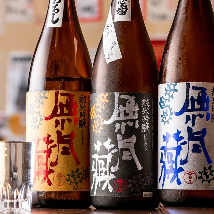 日本酒はもちろん焼酎や昔ながらのホッピーも◎ボトルがお得です