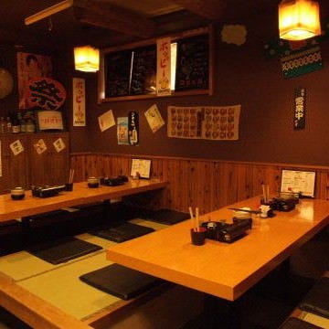 鶏刺身、九州料理、 炭火焼 うえちゃん 店内の画像