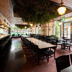 THE R．C．ARMS 有楽町店 